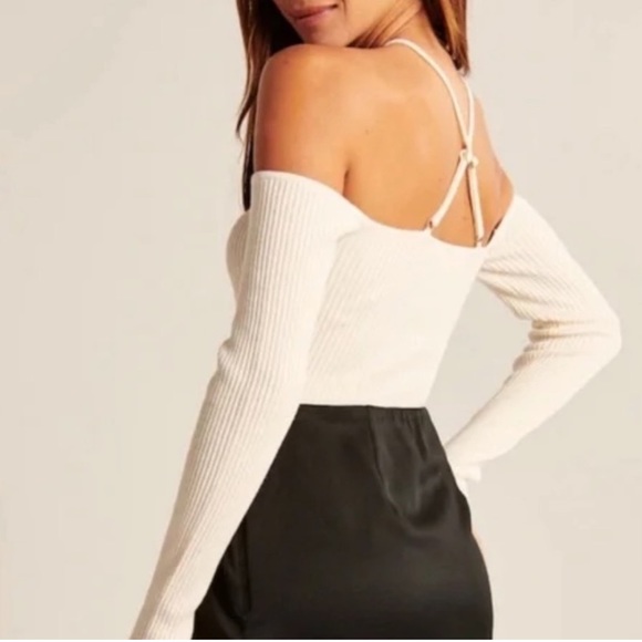 Abercrombie & Fitch Strappy Cut Out Halter Long Sleeve Ribbed White Body… - Picture 2 of 8